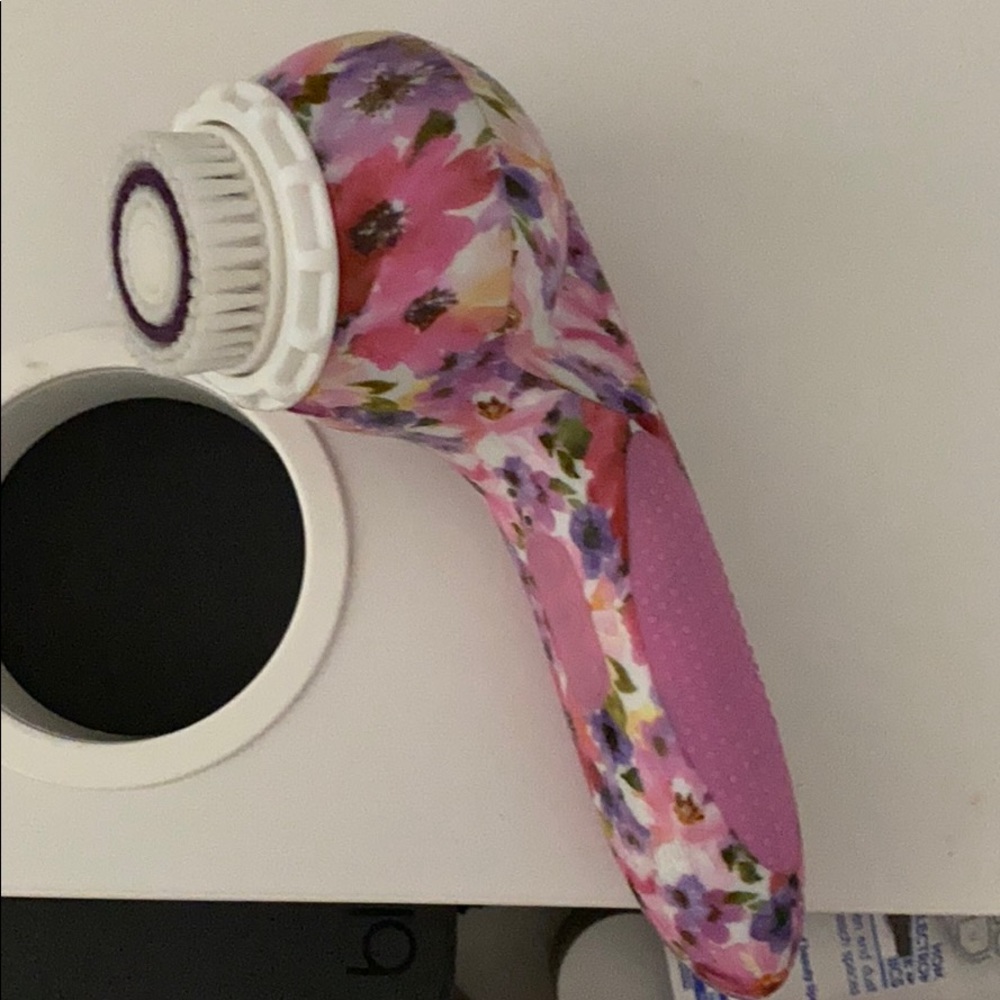 Michael Todd face cleanser